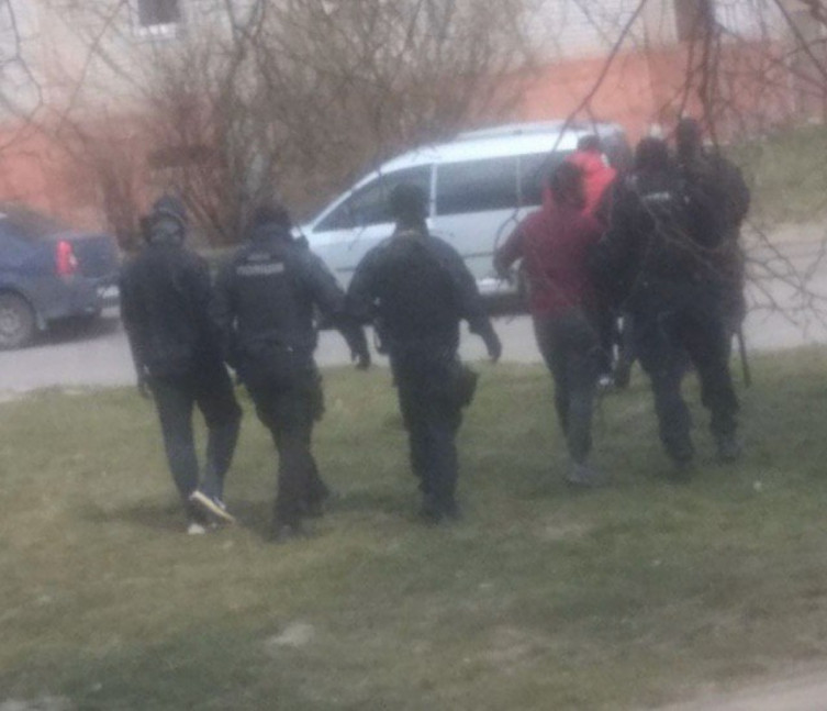 Біля студентського гуртожитку у Львові сталася масова бійка. Фото "Варта 1".