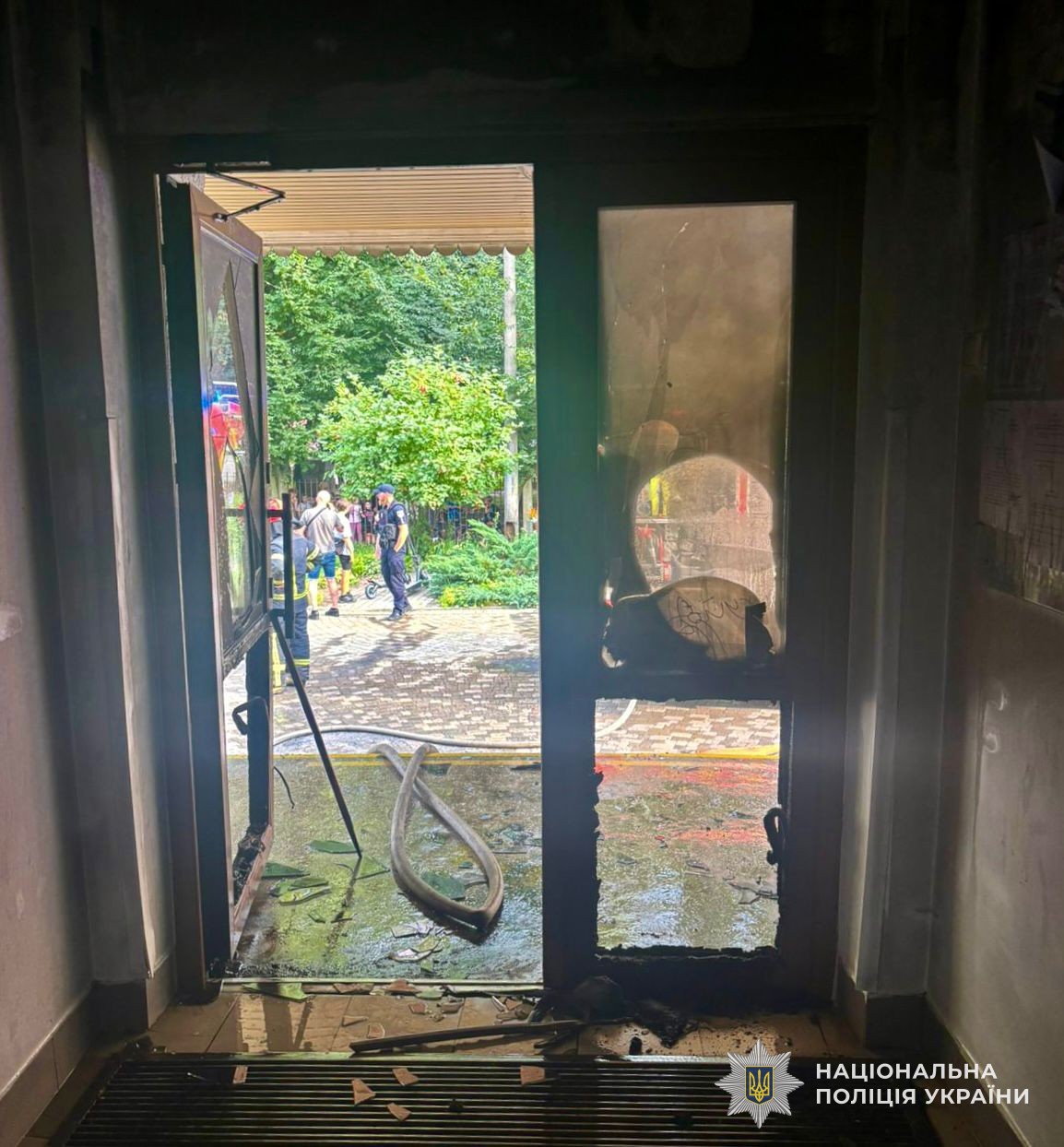 У Львові двоє восьмирічних хлопців підпалили гімназію: фото.