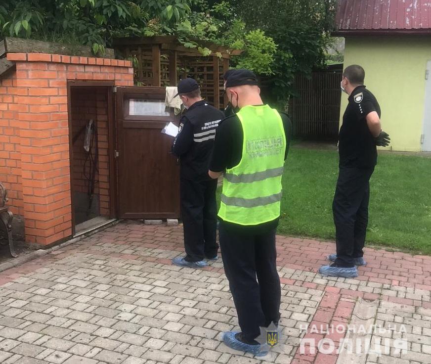 У селі на Львівщині закатували колишнього сільського голову, його дружина - у важкому стані. Фото: поліція Львівщини.