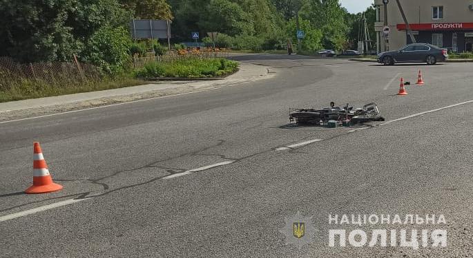 У ДТП у місті Кам’янка-Бузька загинув скутерист.