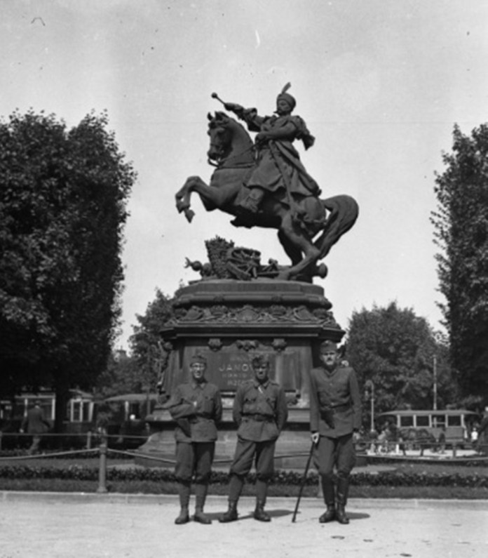 Львів. 1942 рік: у мережу виклали унікальні фото з угорського архіву. Фото: fortepan.hu.