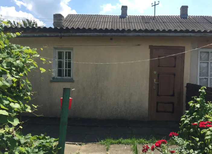 У парковій зоні Львова здають квартиру з гаражем, садом і городом за 5 тисяч гривень.