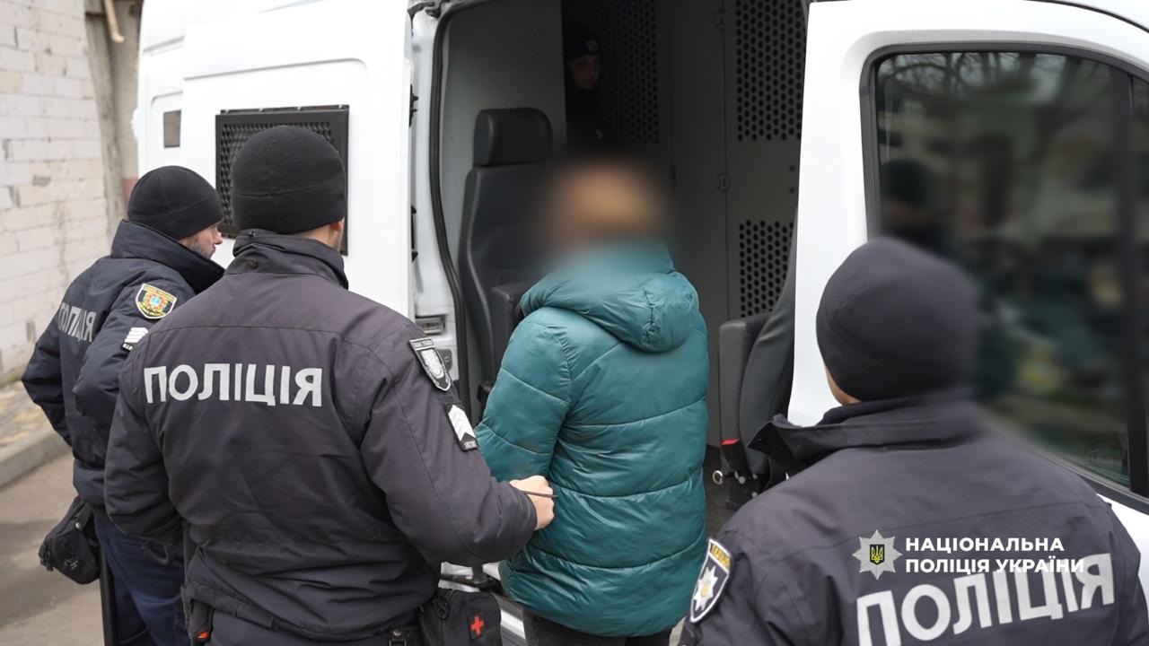 Поліція Одещини викрила львів'янок, які продавали дітей за кордон для усиновлення.