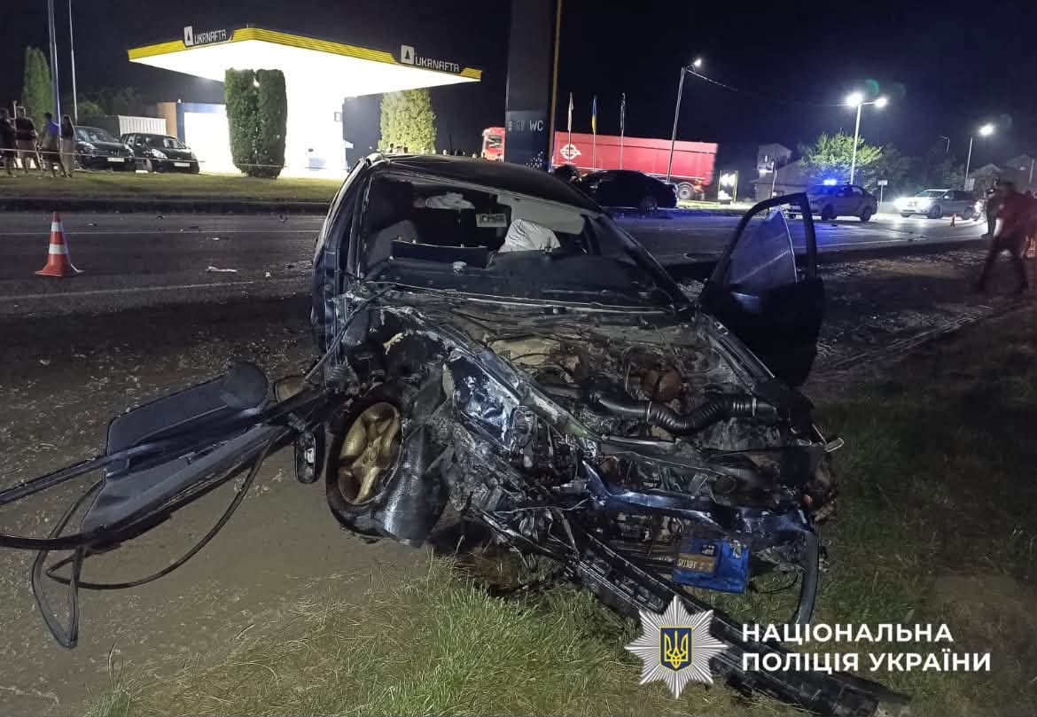 У Рудках зіткнулися два автомобілі: є загиблі і травмовані.