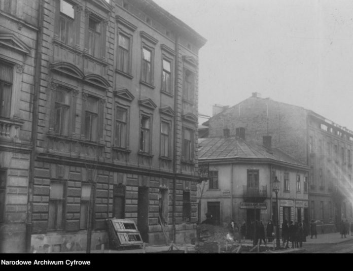 Опубліковано унікальні фото Львова майже 100-річної давності. Фото: Фотографії старого Львова