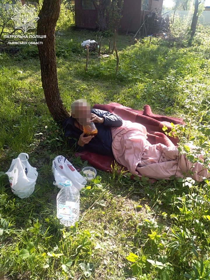 Львів&rsquo;янина, якого два тижні розшукували поліцейські й кінологи, знайшли. Фото Патрульна поліція Львівщини.