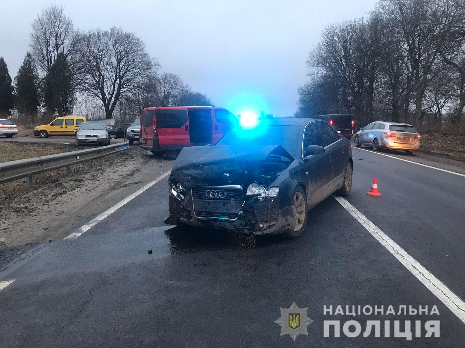 В аварії біля Львова травмувалися двоє дівчат-підлітків