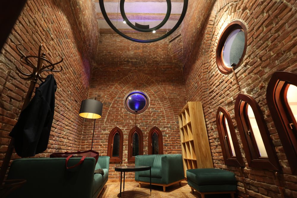 У Львові відкрився найбільший центр сучасного мистецтва Jam Factory Art Center.