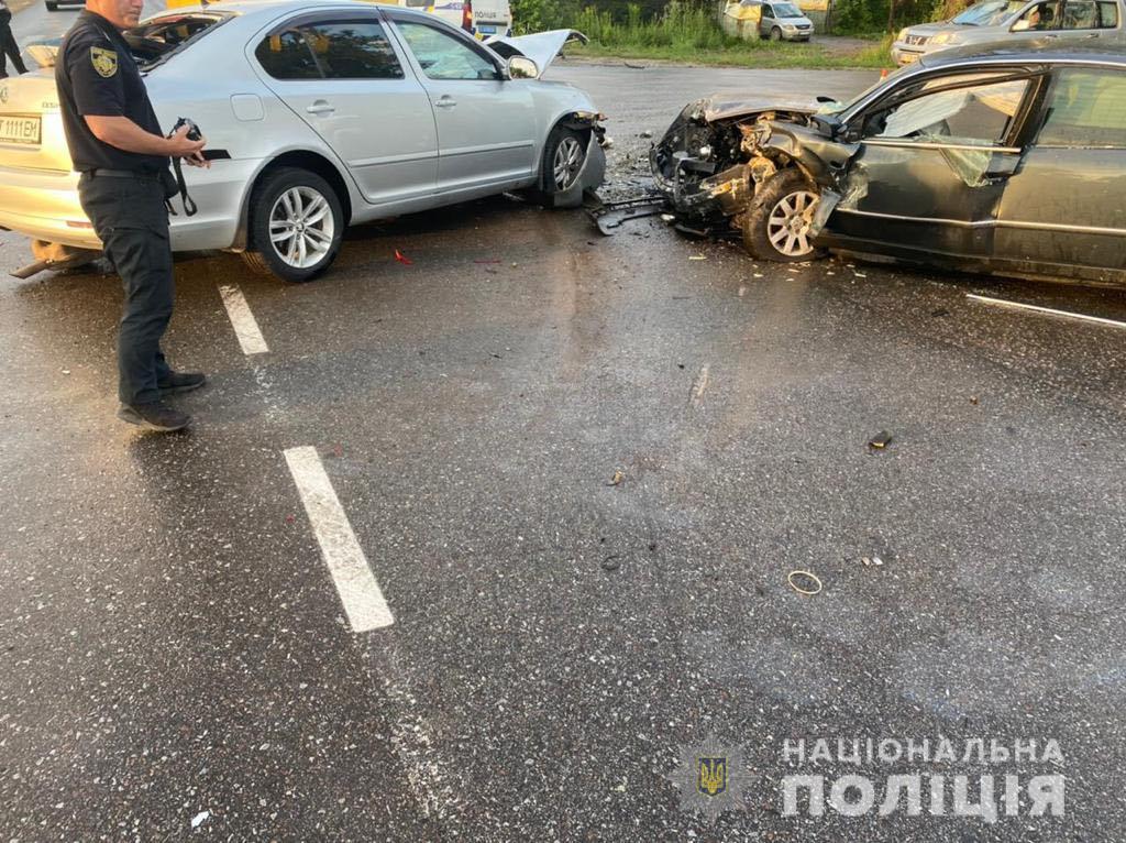Внаслідок ДТП у Яворові травмовано п'ятеро люде. Фото: поліція Львівщини