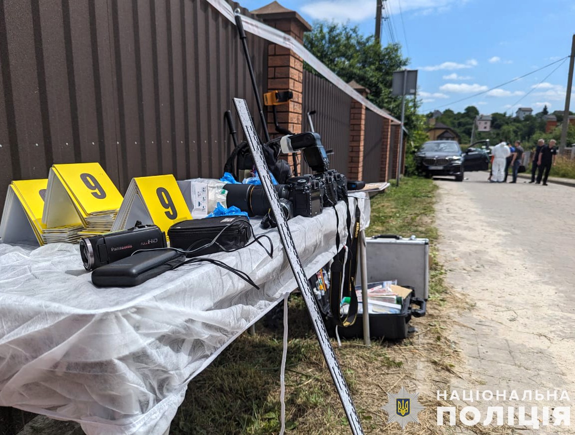 Біля Львова стріляли у кримінального авторитета Джоні Балога: фото.