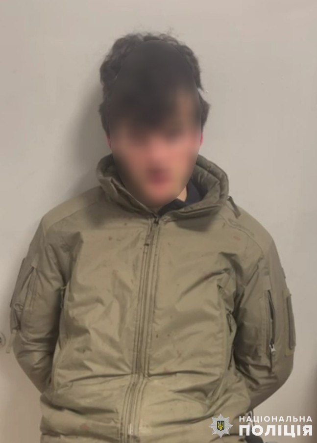 У Львові студент під дією наркотиків забіг у квартиру і вбив пенсіонерку.