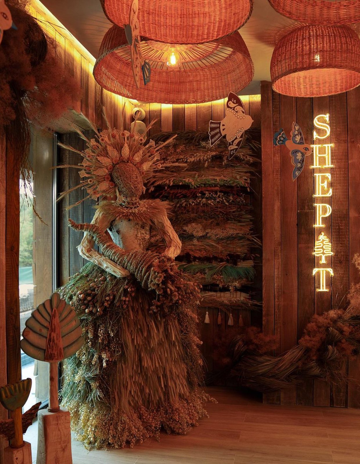 Біля Брюховицького лісу у Львові відкрили новий ресторан.