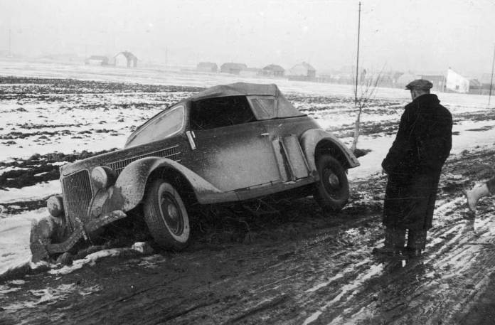 Дороги у Львові 100 років тому: у мережу виклали старі фото. Фото: Фотографії старого Львова