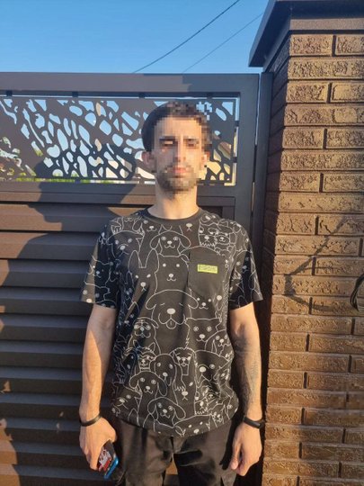 Очевидці "здали" поліції чоловіка, який запускав дрон біля Львова.