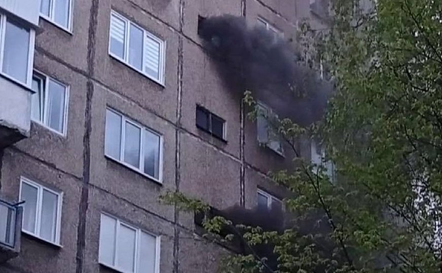 З львівської багатоповерхівки евакуювали більше сотні людей. Фото: ДСНС Львівщини.