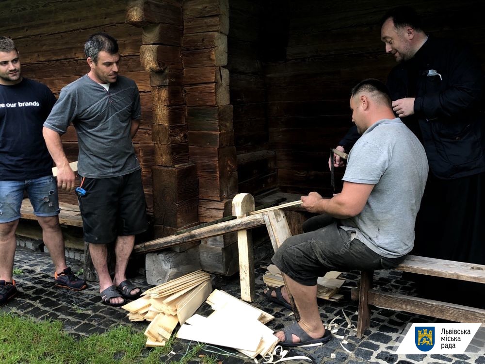 З неї все починалось: у Шевченківському Гаю реставрують старовинну церкву. Фото: Львівська міськрада.
