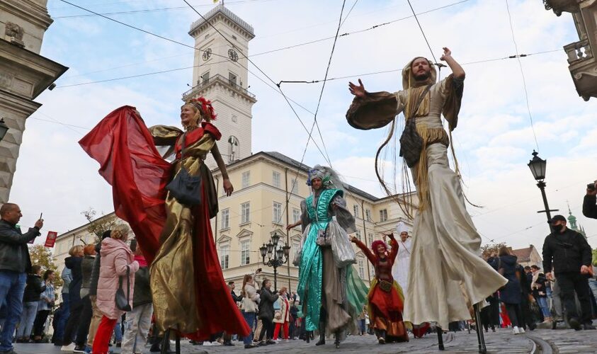 Золотий Лев. Театральний фестиваль.