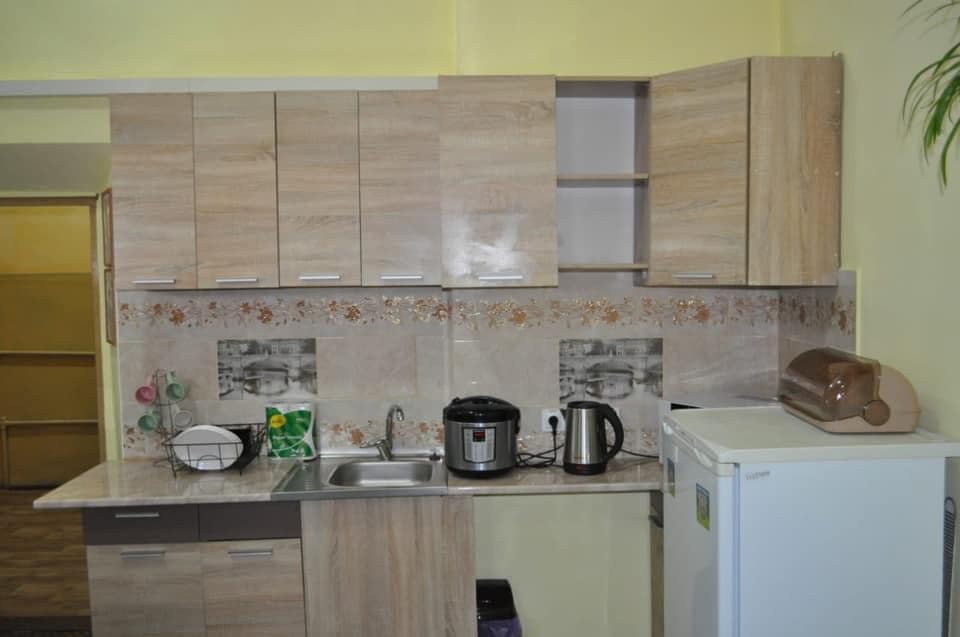 Подаруй шефу: у Львові випустили сертифікати на платні камери у СІЗО  фото 2 1