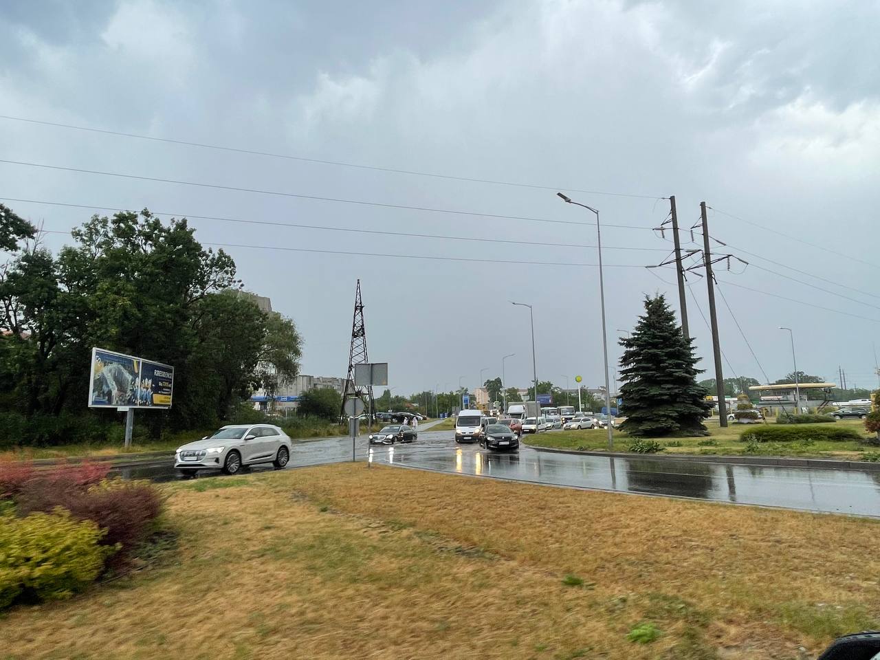 Львів затопило