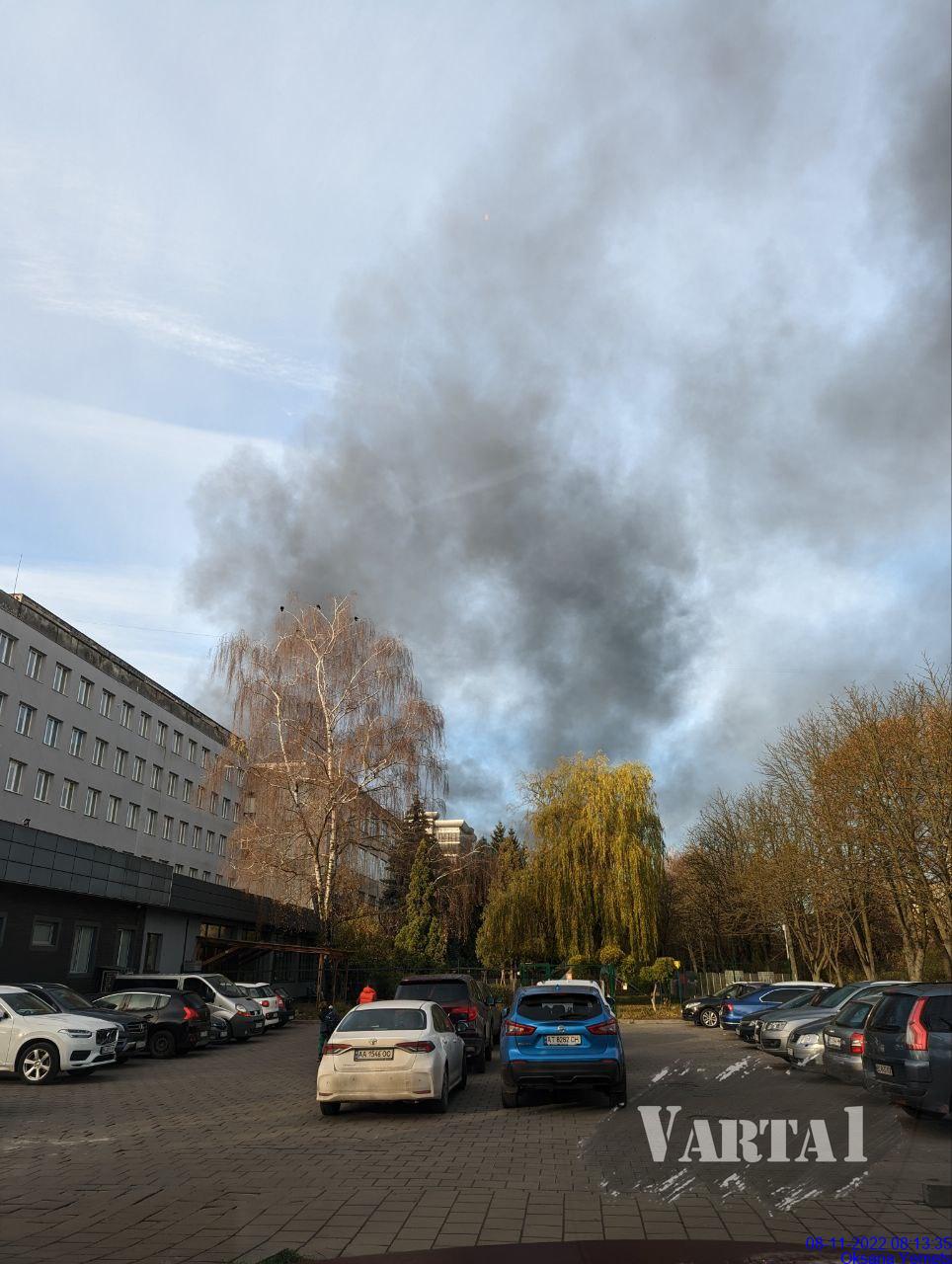Над Львовом помітили чорний дим — що сталося.