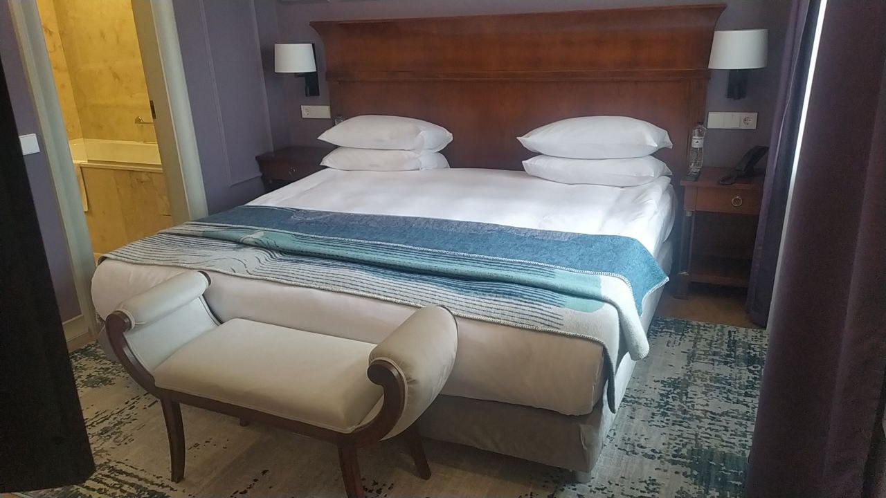 Leopolis провів реновацію – фото і відео