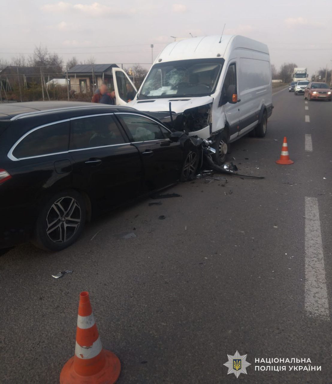 У Сільці зіткнулися два автомобілі, постраждали четверо людей: фото.
