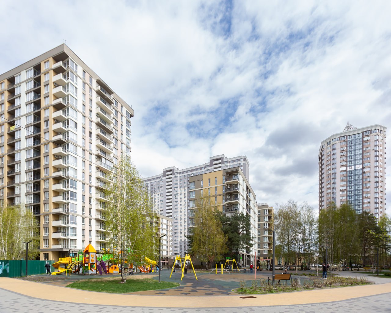 Житло без зайвого навантаження: спецпрограма для військових, медиків та освітян. 