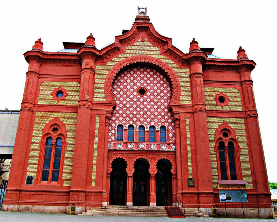 Ужгородська синагога. Фото: tourinform.org.ua