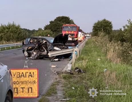 У Львові судили підлітка, який вчинив ДТП, в якій загинули його друзі.