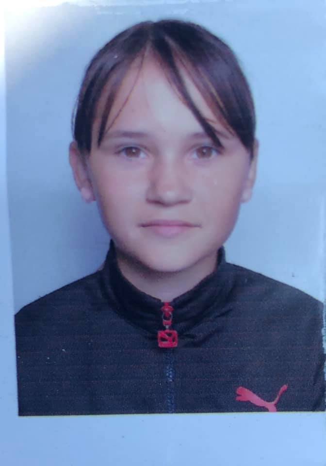 Не повернулася з прогулянки: львівська поліція оголосила у розшук восьмикласницю Катерину Шурдуб. Фото: Варта 1