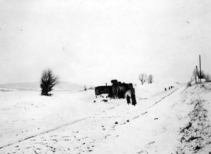 Вхурделило: як львів'яни протистояли сніговій стихії 90 років тому. Фото: Фотографії старого Львова.