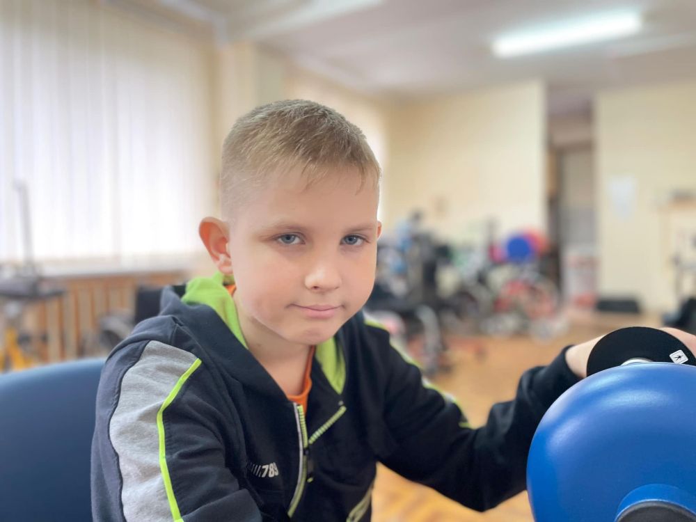 Три доби перебував у комі: львівські медики врятували хлопчика з Харкова, який потрапив під обстріл.