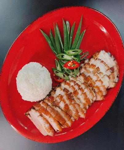 На Богдана Хмельницького у Львові відкрили новий ресторан швидкого харчування.