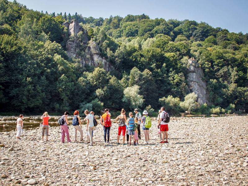 Княжі скелі на Львівщині.