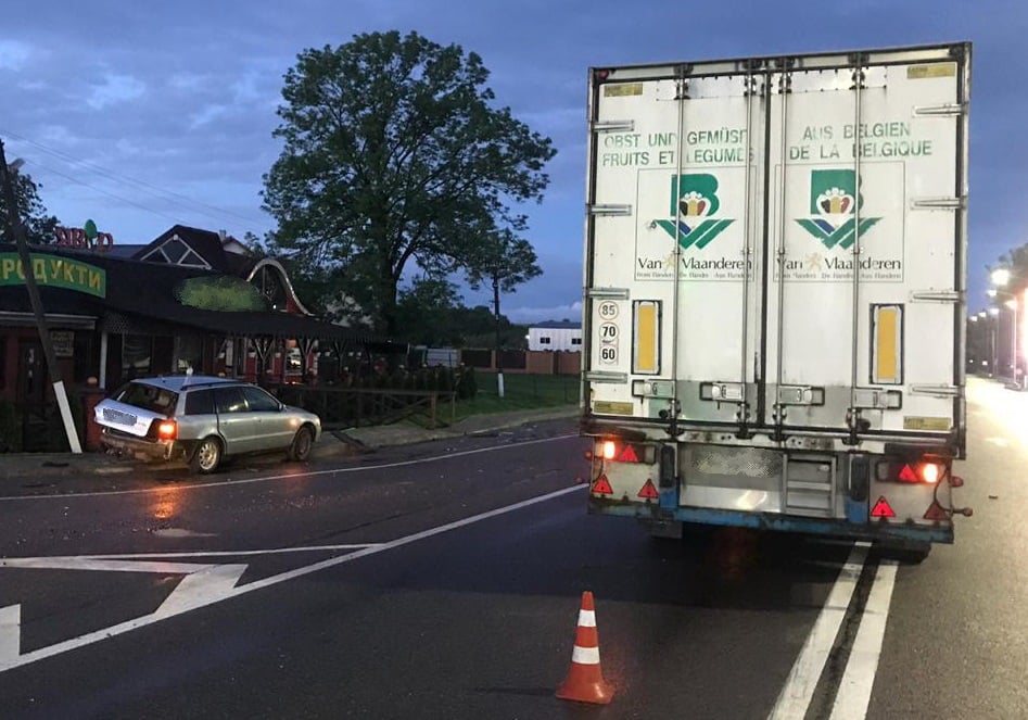 Аварія сталася уночі 1 червня. Фото: поліція Лвьівщини.