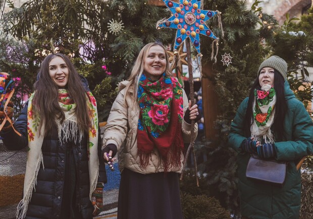 Розколяда від етно-гурту "Жива".