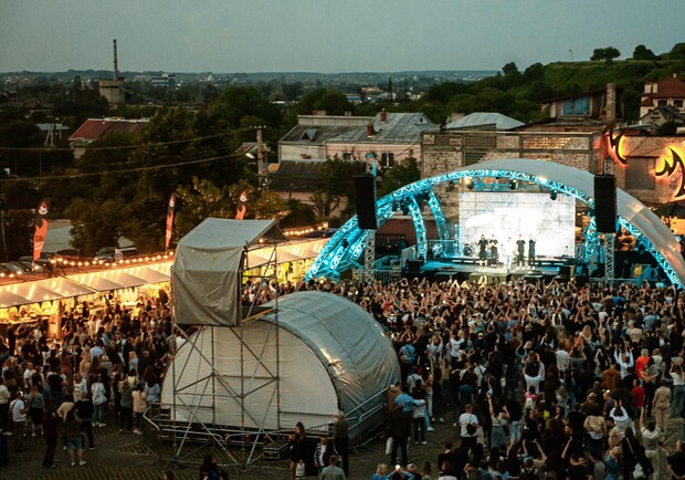 Почутими: Артилерія, Мія Рамарі, Gunna Chorna.