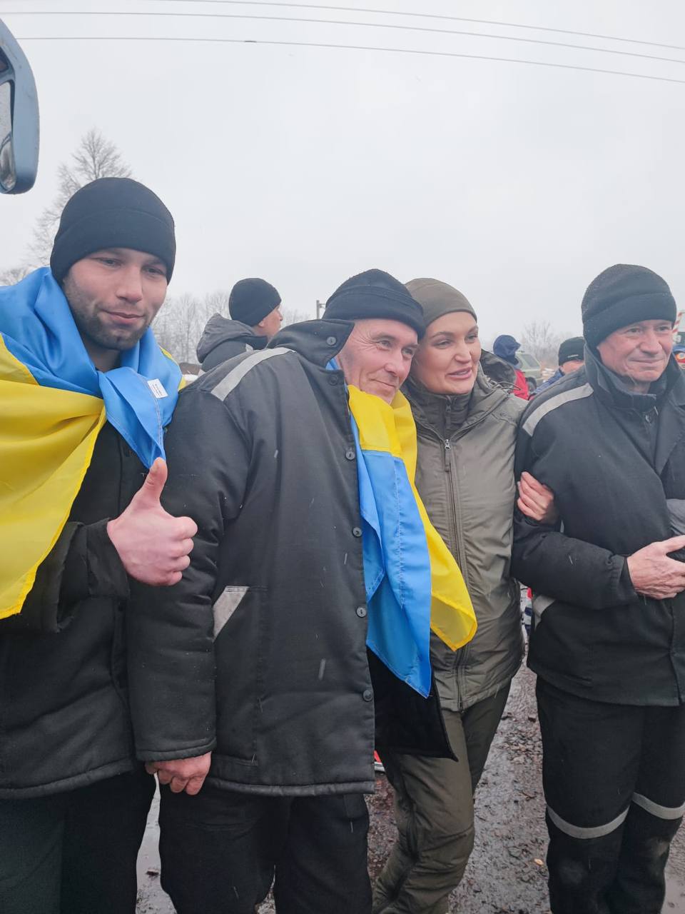 У результаті обміну полоненими додому повернулися п'ятеро мешканців Львівської області.