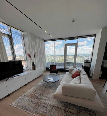 Елітний пентхаус із краєвидом на Львів.