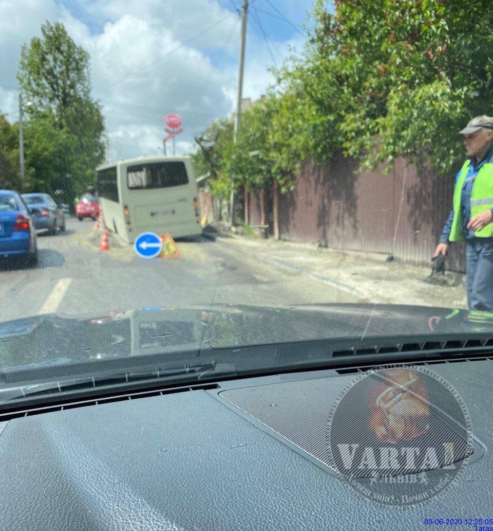 Пішла під землю. Фото: Варта 1.