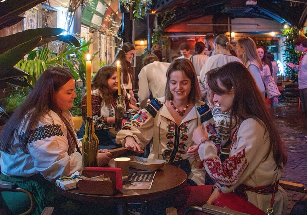 Розколяда від Амазонок.