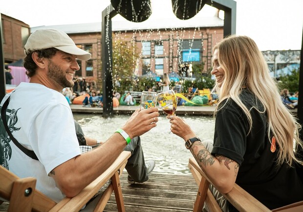 Craft Beer & Vinyl Music Festival.