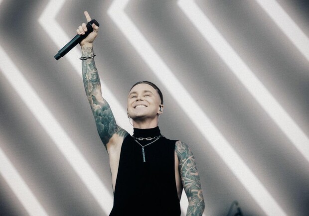 Артем Пивоваров.