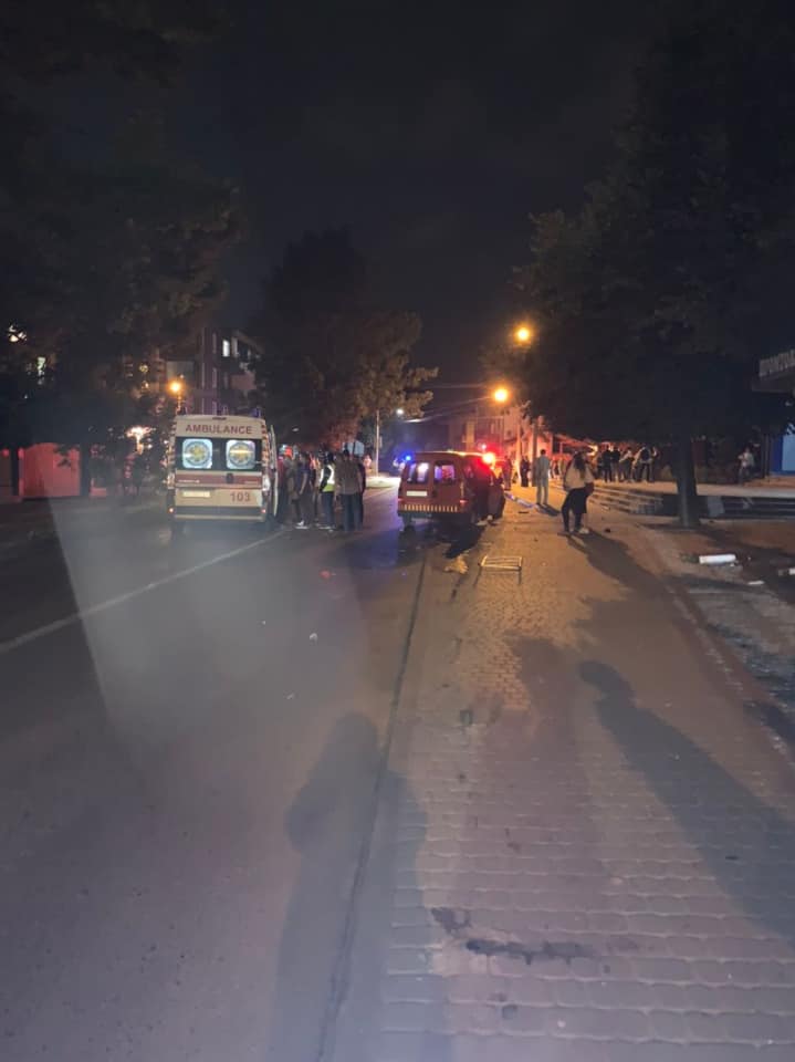 На Левандівці мікроавтобус травмував двох дітей. Фото: Ігор Зінкевич