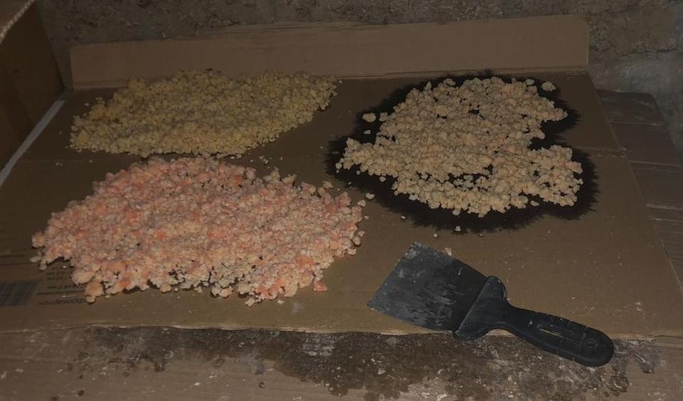 У Львові викрили групу наркоторговців, яка виготовляла важкий наркотик метадон. Фото поліції