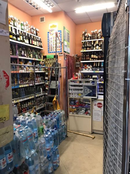 У Львові чоловік побив продавчиню магазину і вимагав у неї гроші. Фото: поліція Львівщини