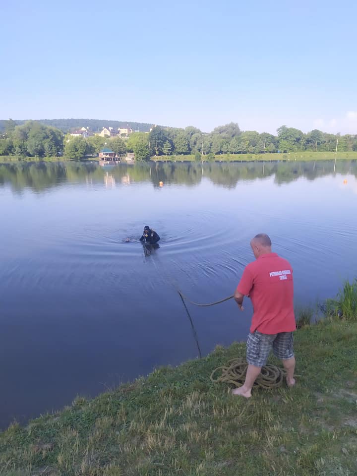 На Львівщині з озер витягнули два трупи. Фото: центральна рятувально-водолазна служба Львівщини