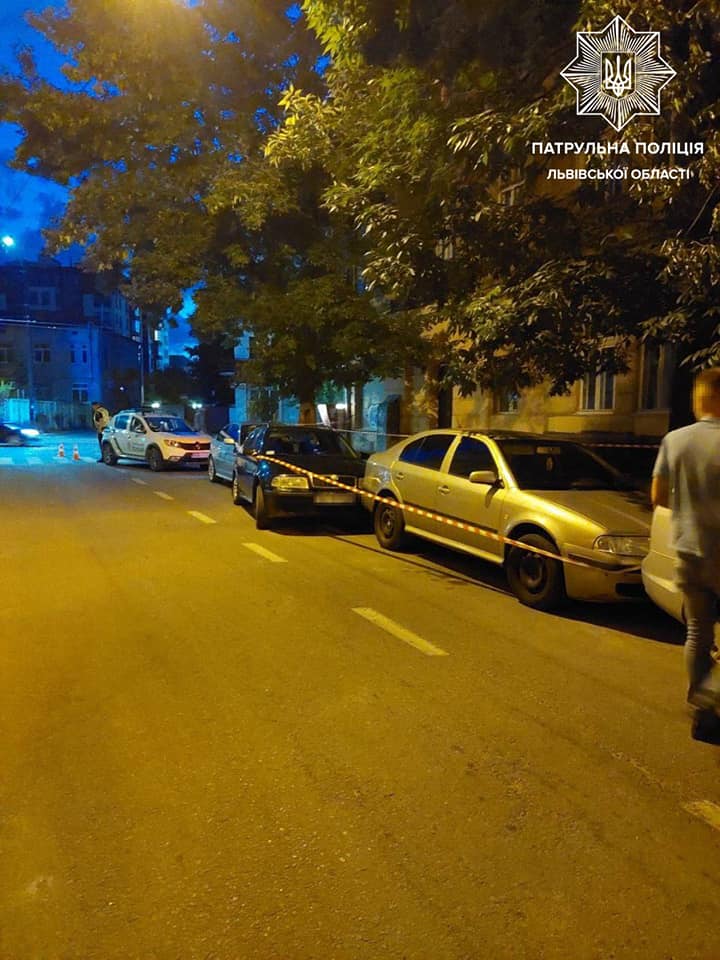23-річний львів'янин збив пішохода і протаранив три машини. Фото: поліція
