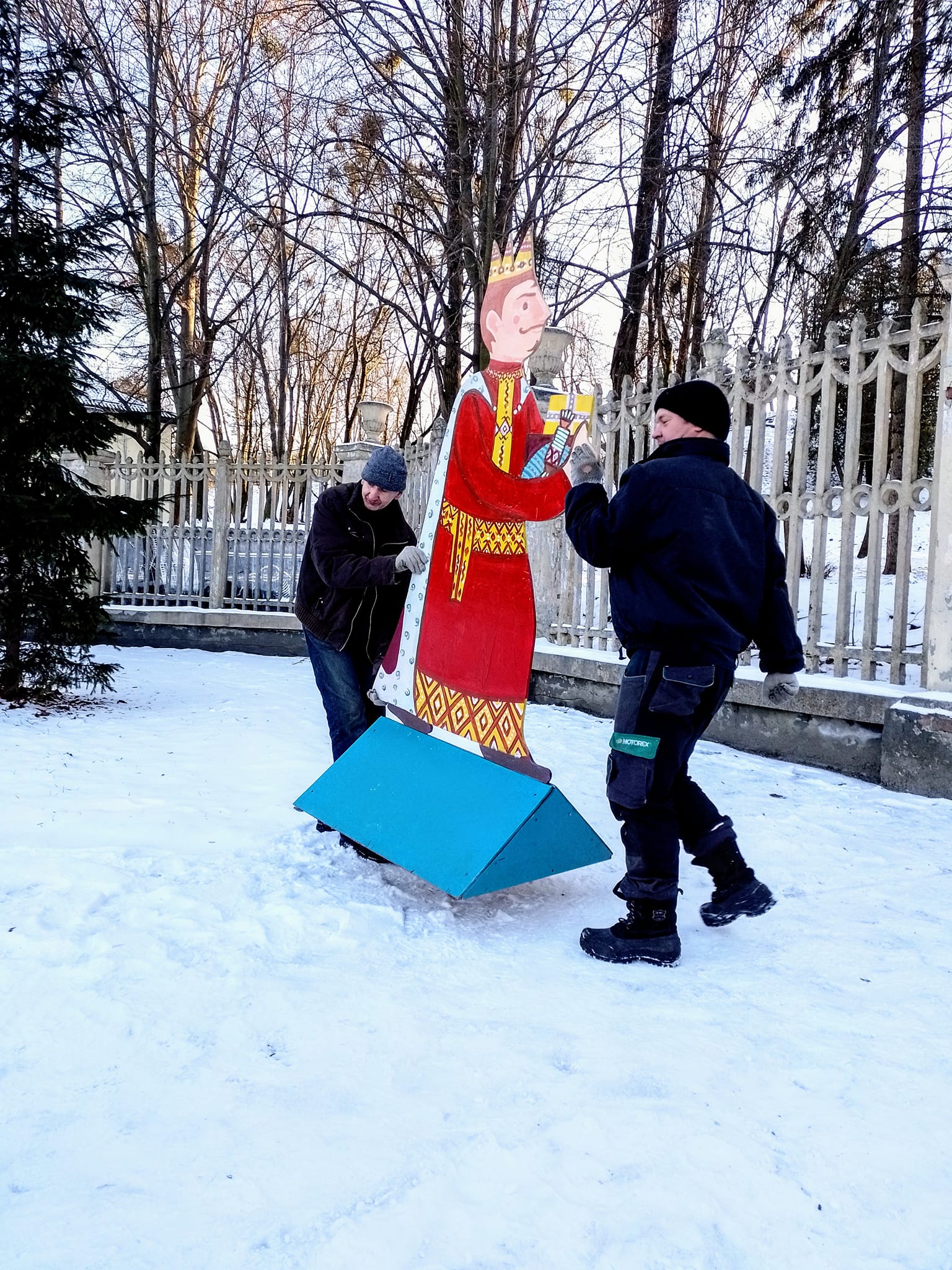 Біля Парку культури і відпочинку імені Хмельницького встановили фігури вертепу