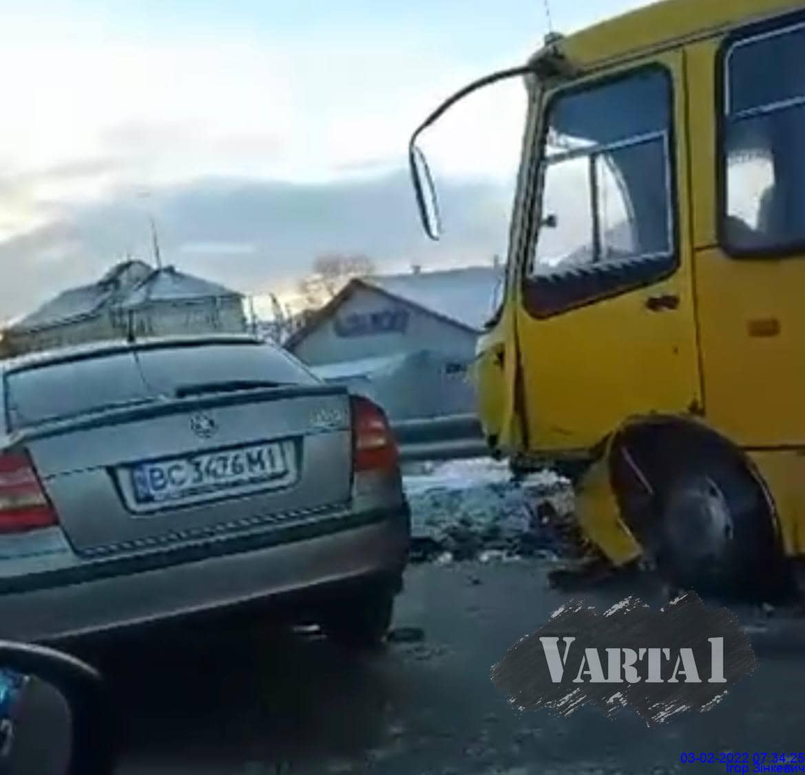 Біля Львова сталась смерткльна ДТП за участі маршрутки